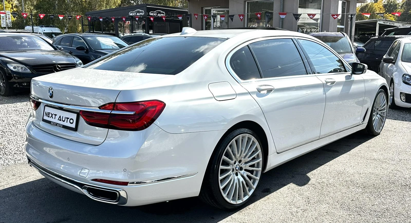 BMW 750 4.4i 449HP FULL XDRIVE DISTRONIC HUD H/K LED МАСАЖ - изображение 5