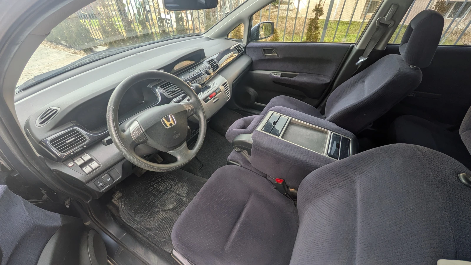 Honda Fr-v 1.8 VTEC Automat - изображение 6