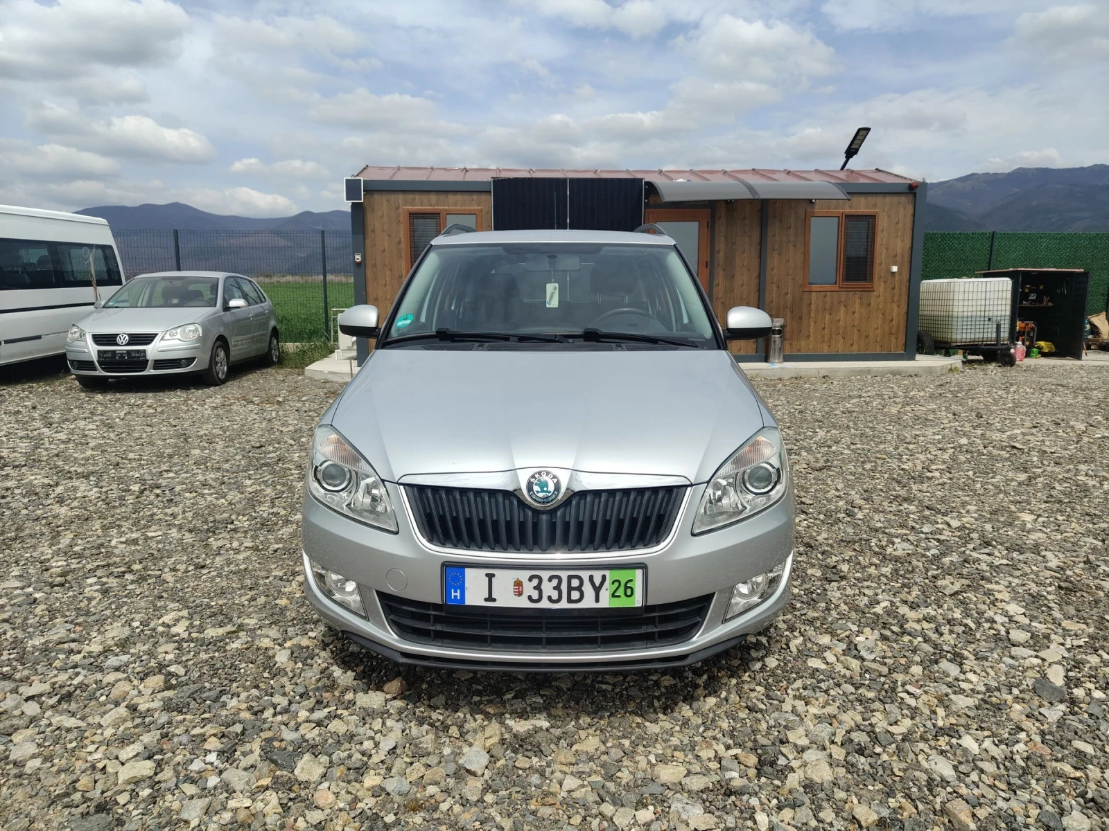 Skoda Fabia 1.6TDI FACELIFT CAMMONRAIL, снимка 2 - Автомобили и джипове - 53392721
