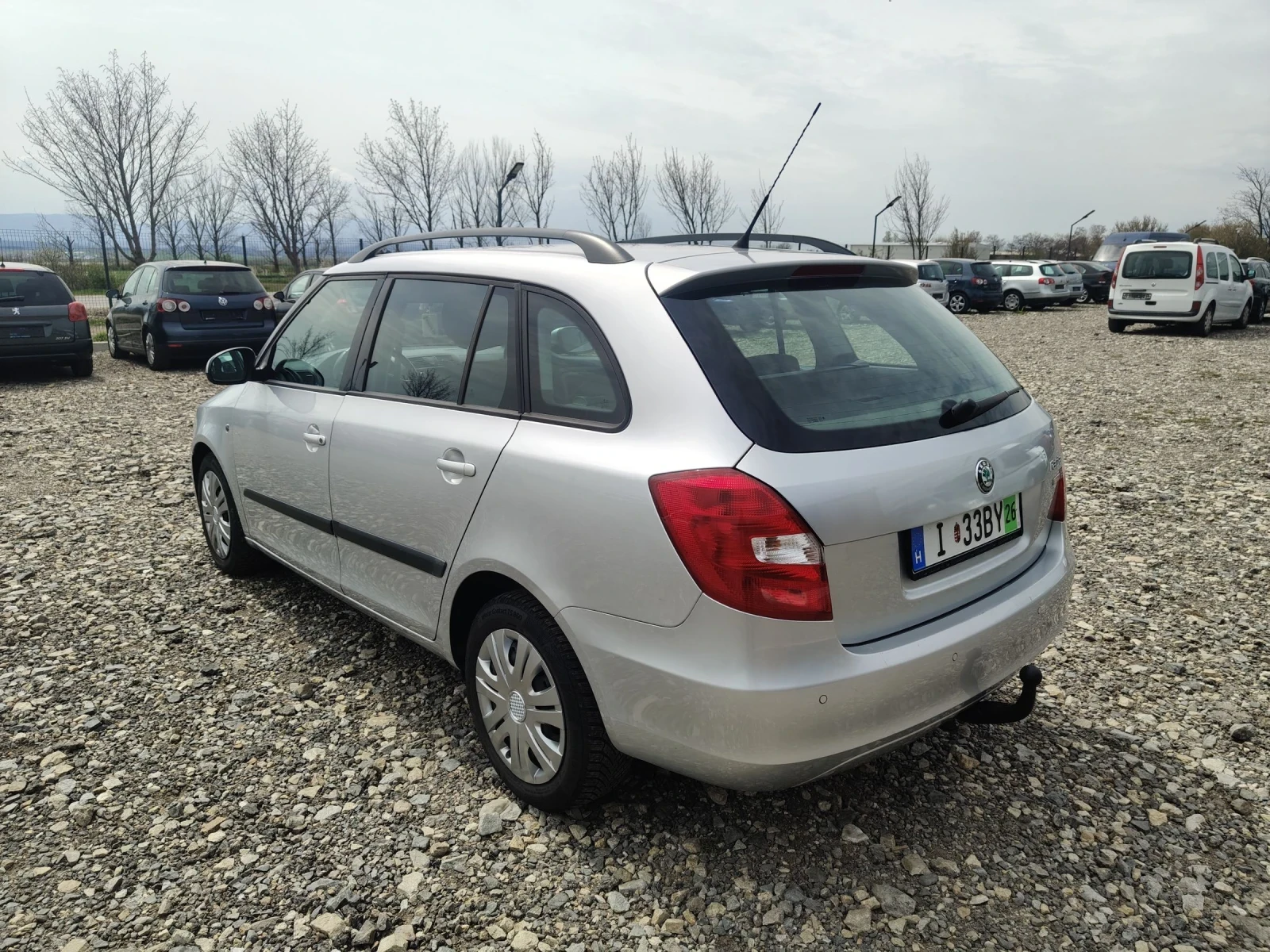 Skoda Fabia 1.6TDI FACELIFT CAMMONRAIL, снимка 4 - Автомобили и джипове - 53392721
