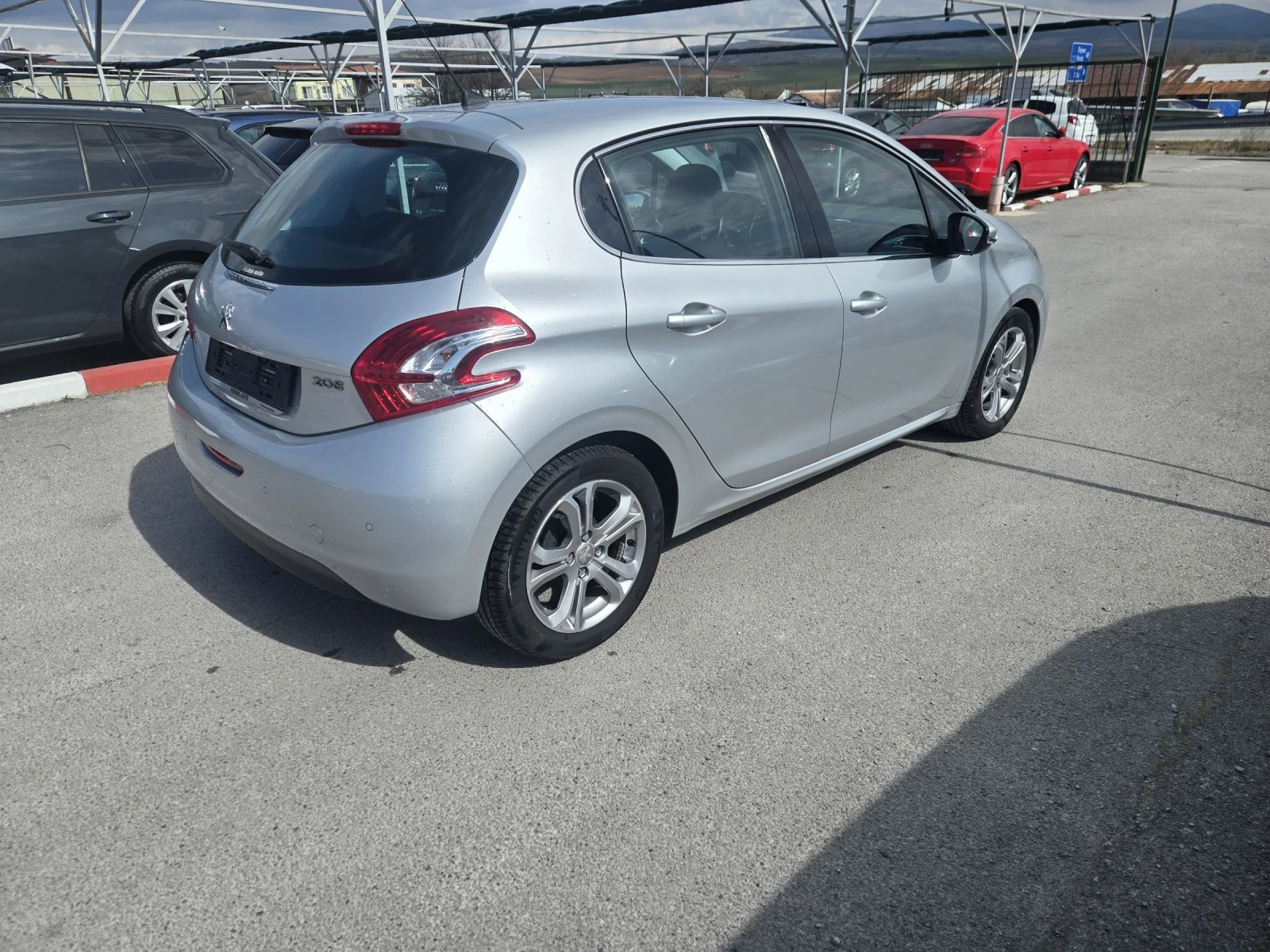 Peugeot 208 1.2 | Mobile.bg � ����������� 6