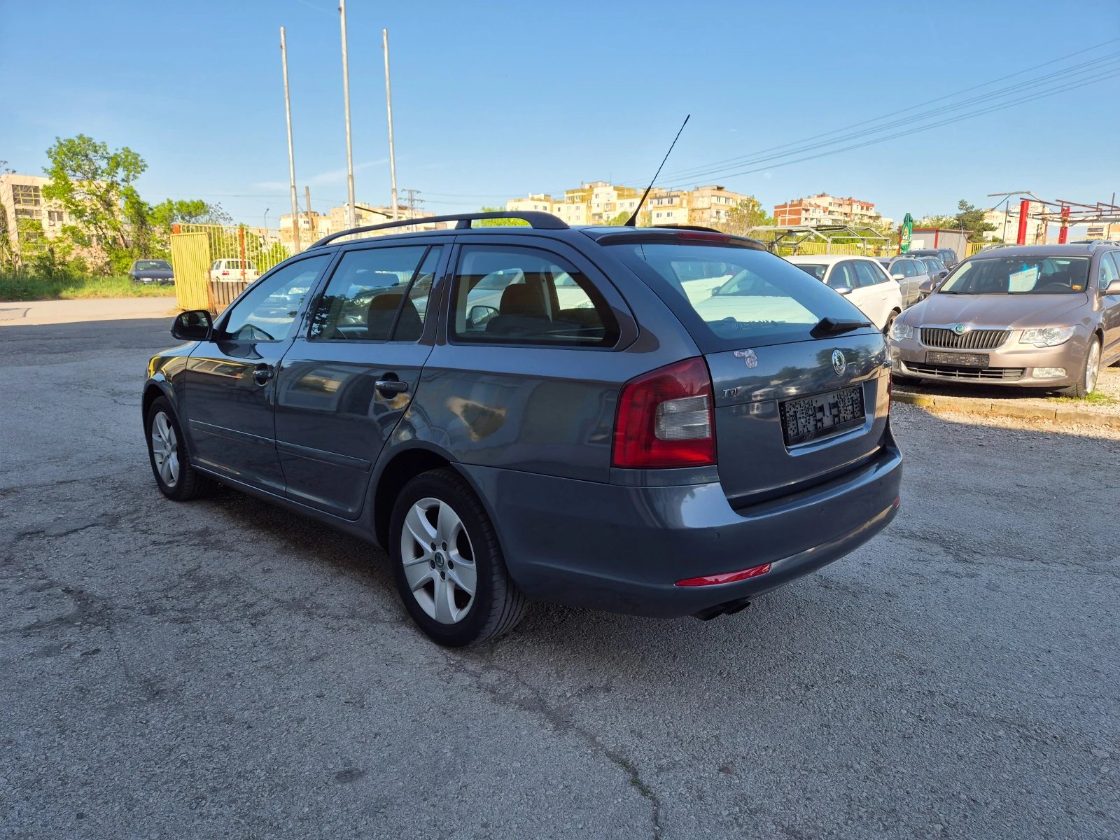 Skoda Octavia 2.0TDI 140к.с. ITALY, снимка 5 - Автомобили и джипове - 54347245