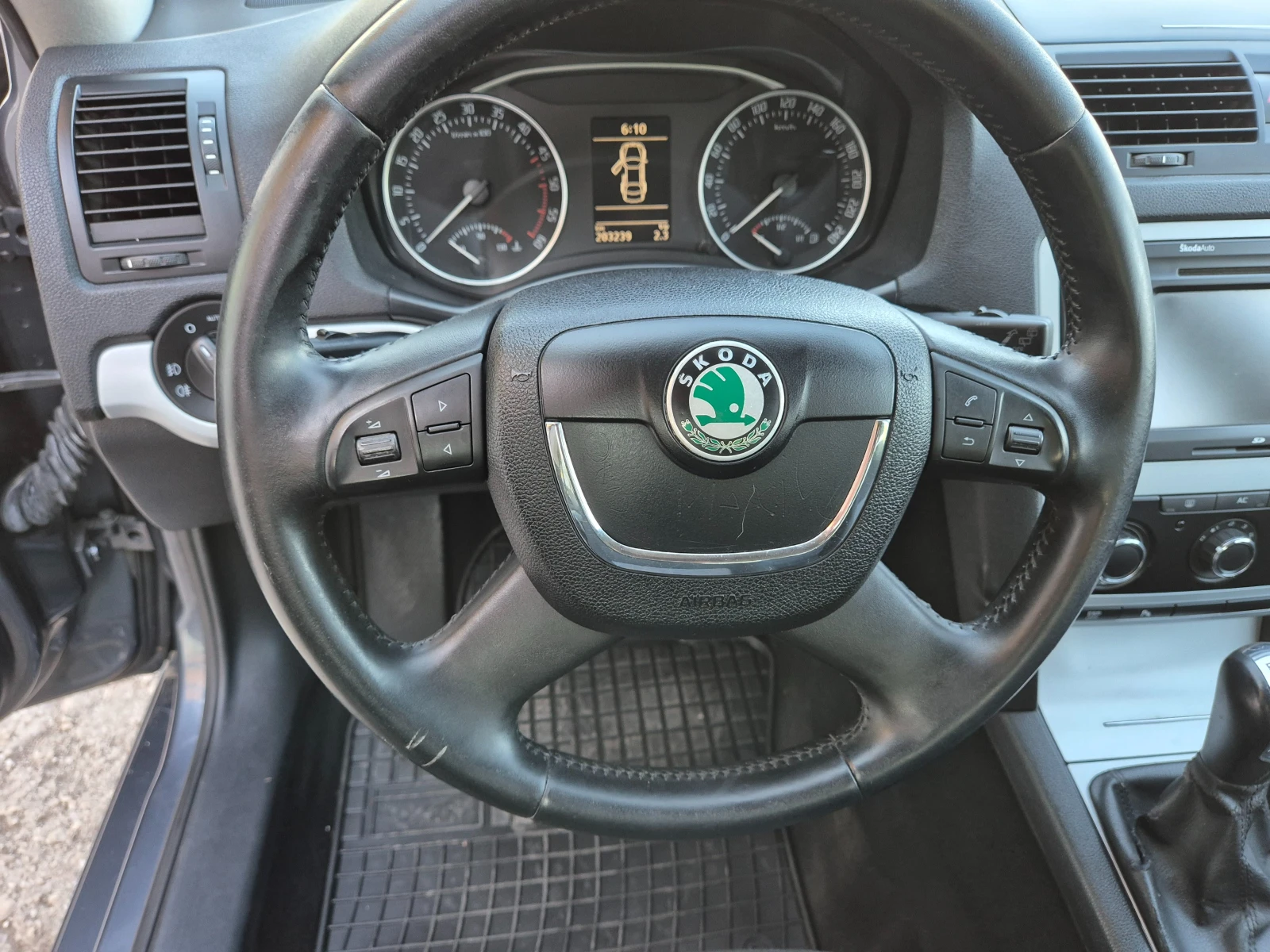 Skoda Octavia 2.0TDI 140к.с. ITALY, снимка 16 - Автомобили и джипове - 54347245