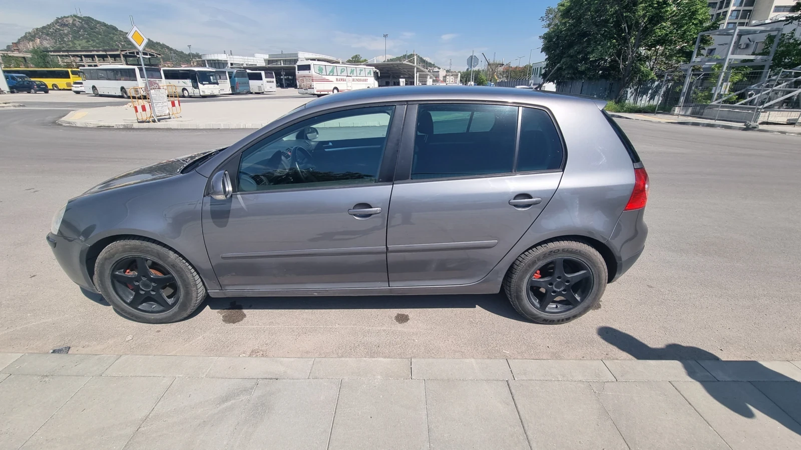 VW Golf 5, снимка 4 - Автомобили и джипове - 54451914