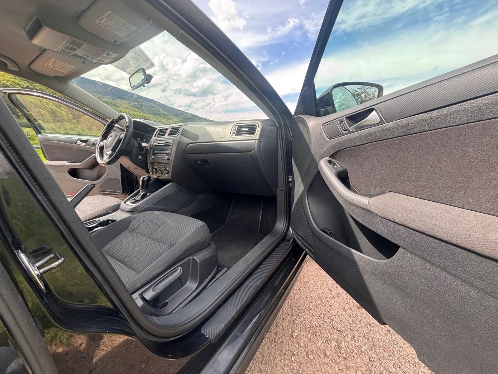 VW Jetta 2.0 115hp, снимка 10 - Автомобили и джипове - 54495526