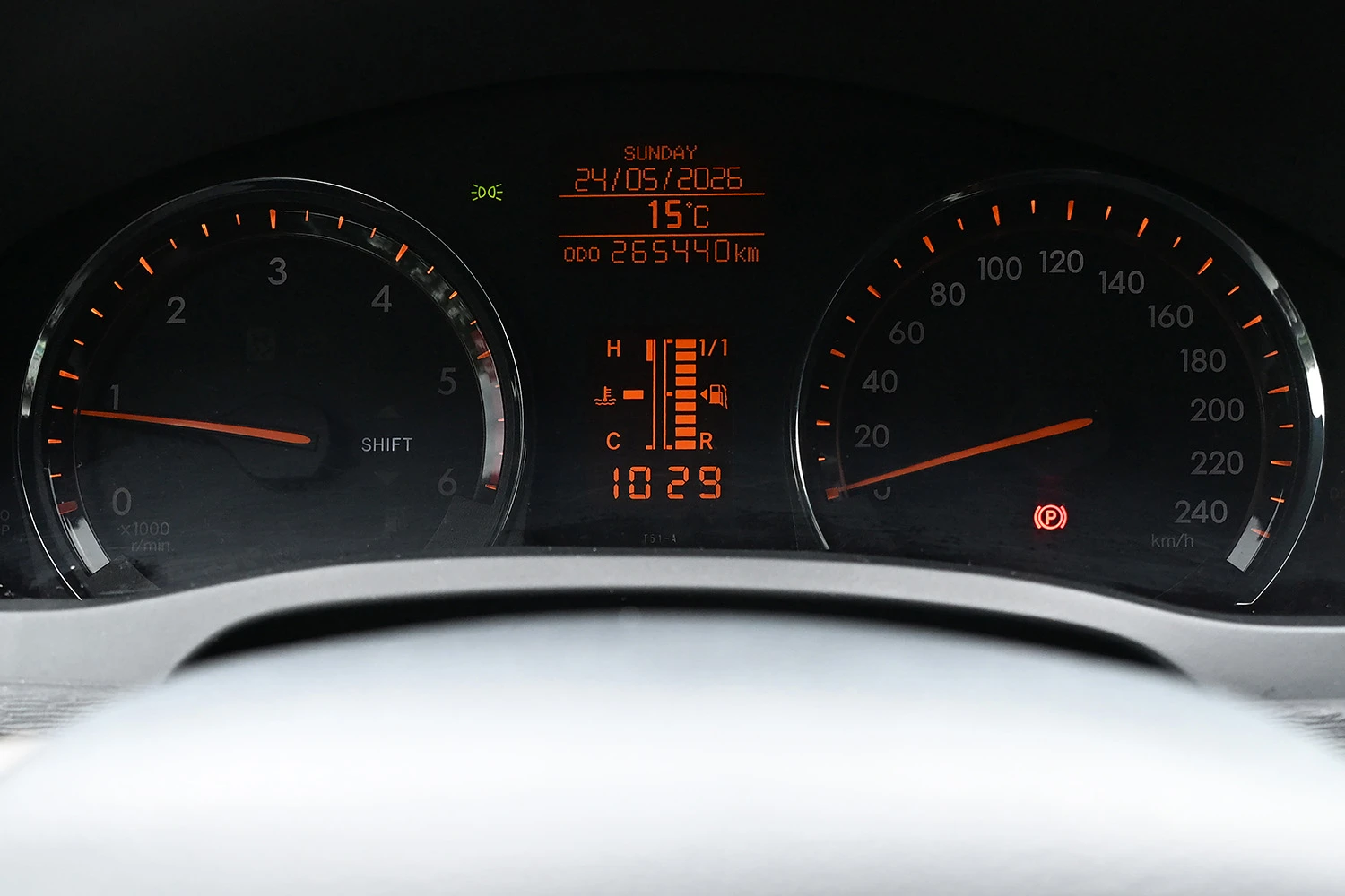 Toyota Avensis D4-D, снимка 8 - Автомобили и джипове - 54661531
