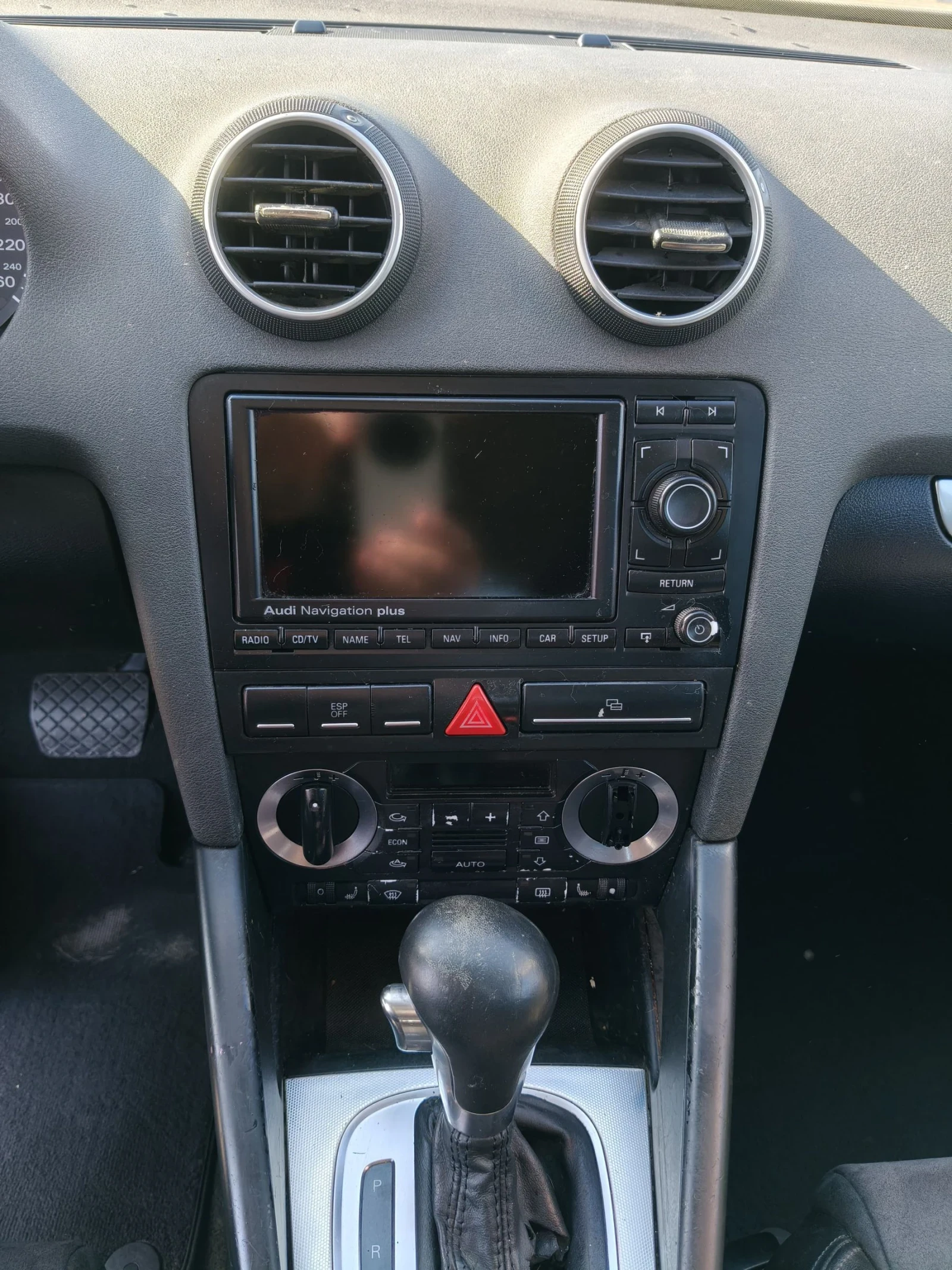 Audi A3 2.0TDI NAVI/AVTOMAT, снимка 15 - Автомобили и джипове - 54741296