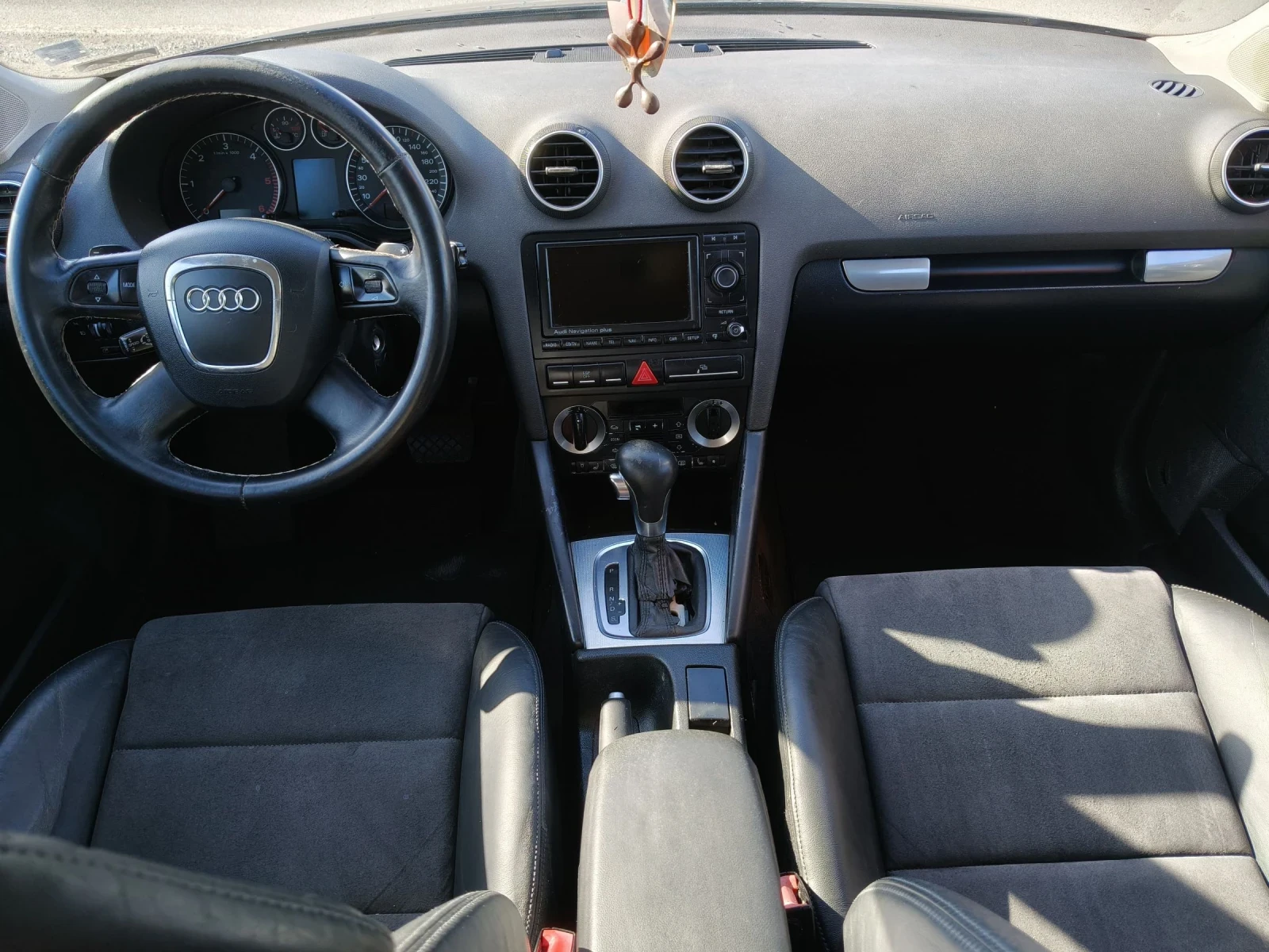 Audi A3 2.0TDI NAVI/AVTOMAT, снимка 13 - Автомобили и джипове - 54741296