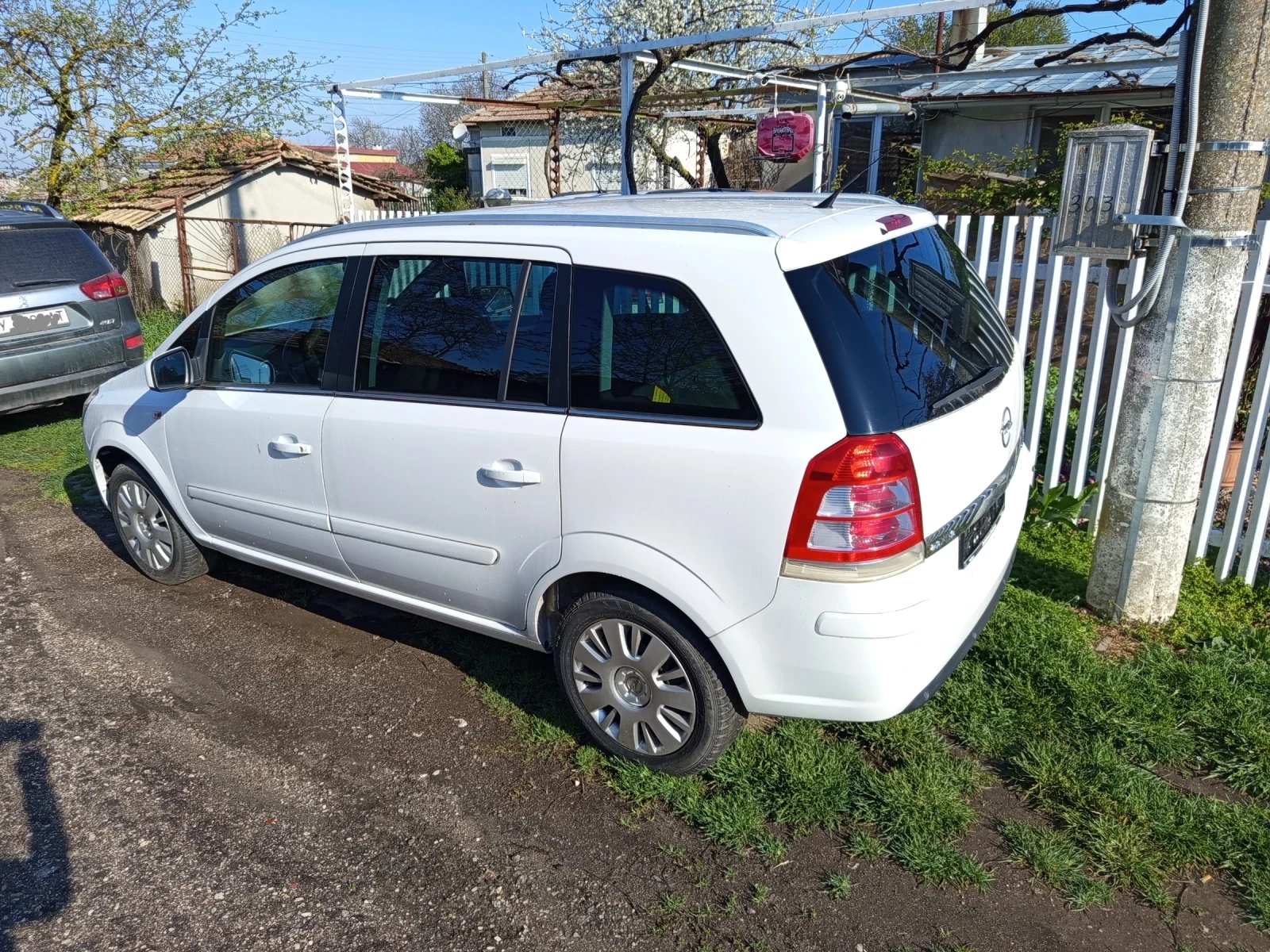 Opel Zafira 1.6 150к.с. МЕТАН, снимка 3 - Автомобили и джипове - 54805428