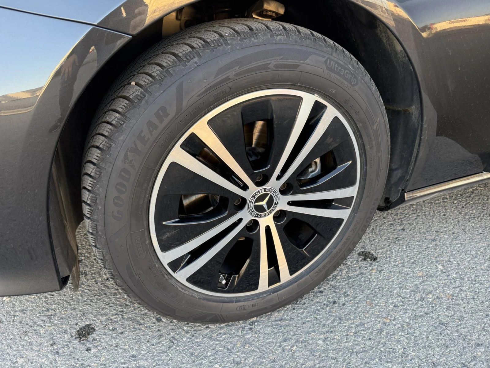 Mercedes-Benz E 220 AVANGARD ГАРАНЦИЯ 18 МЕСЕЦА КЪМ МЕРЦЕДЕС, снимка 12 - Автомобили и джипове - 54812082
