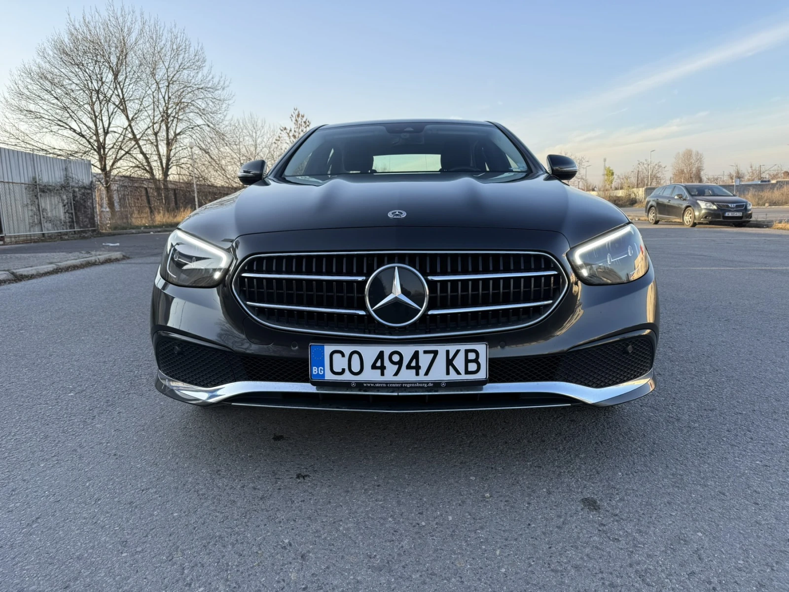 Mercedes-Benz E 220 AVANGARD ГАРАНЦИЯ 18 МЕСЕЦА КЪМ МЕРЦЕДЕС, снимка 6 - Автомобили и джипове - 54812082