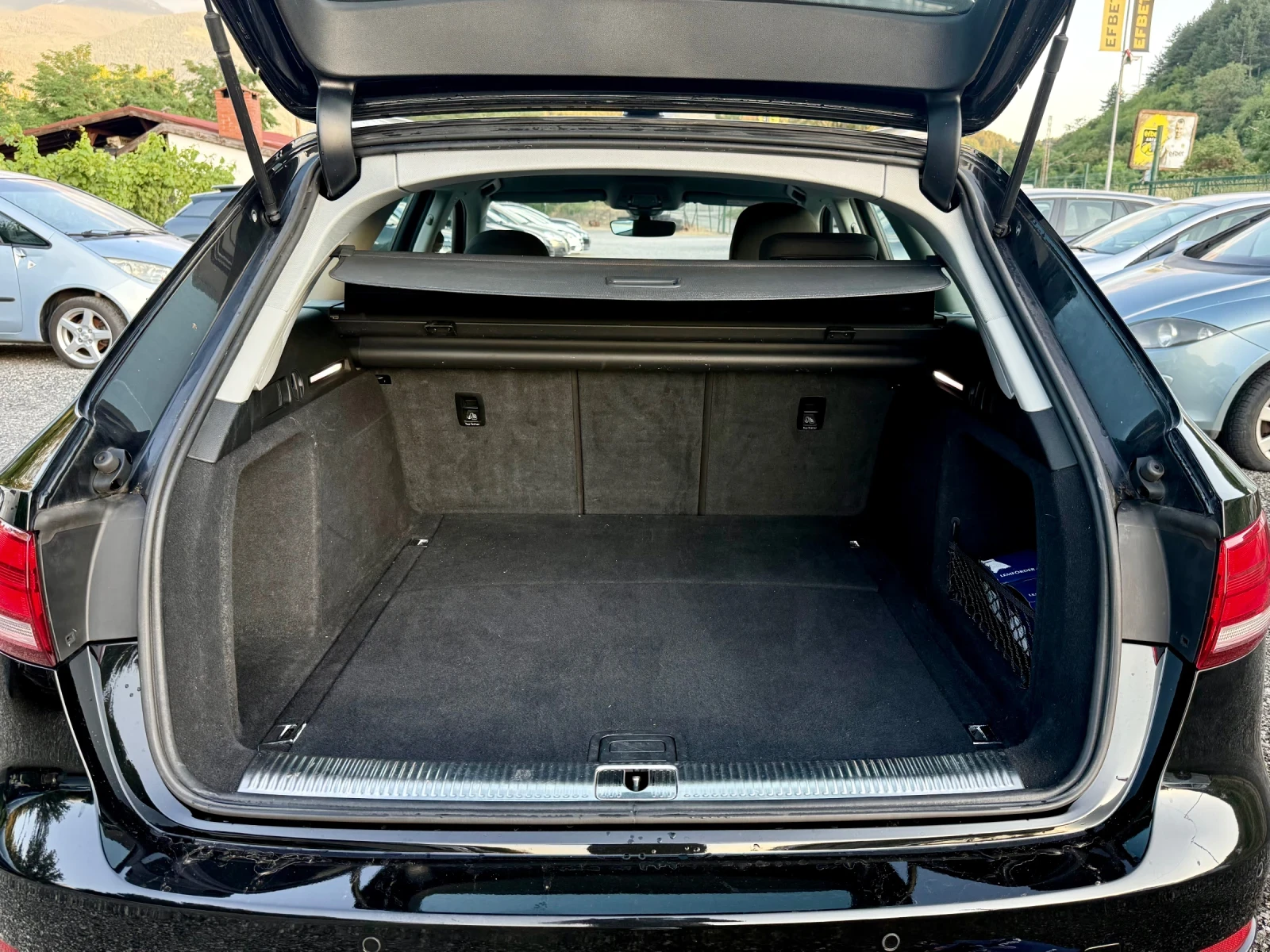 Audi A4 2.0 TDI, Автомат, Пера, 3-зонов климатроник, снимка 14 - Автомобили и джипове - 55286026