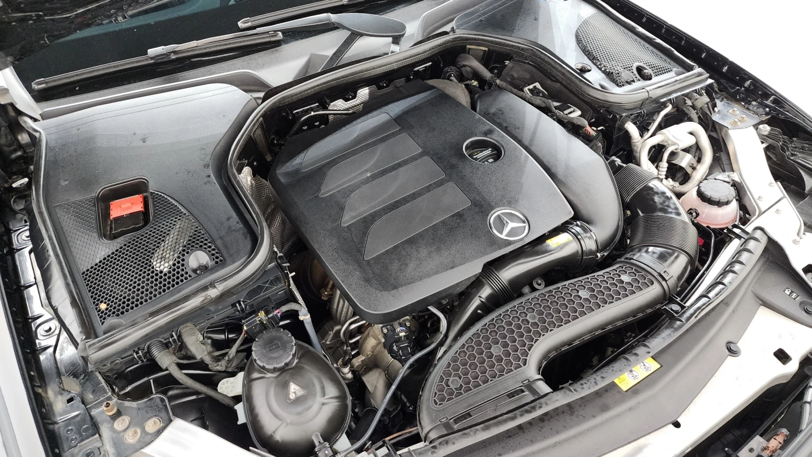 Mercedes-Benz E 350 4MATIC AMG Line, снимка 6 - Автомобили и джипове - 55635538