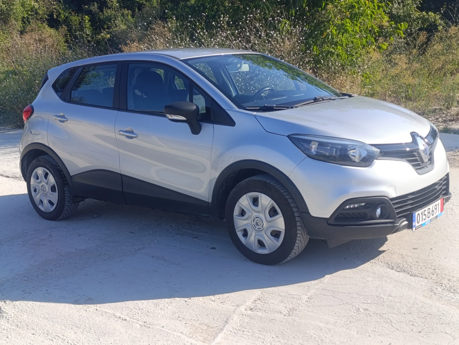 Renault Captur 0.9 Tce, снимка 3 - Автомобили и джипове - 55632824