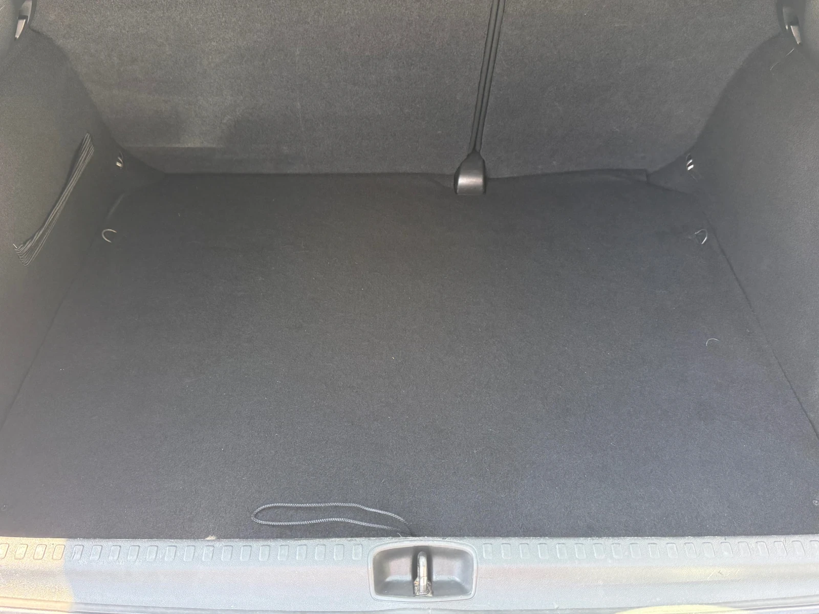 Citroen C4 1.2i EURO6b - ОТЛИЧНО СЪСТОЯНИЕ!, снимка 7 - Автомобили и джипове - 55776511