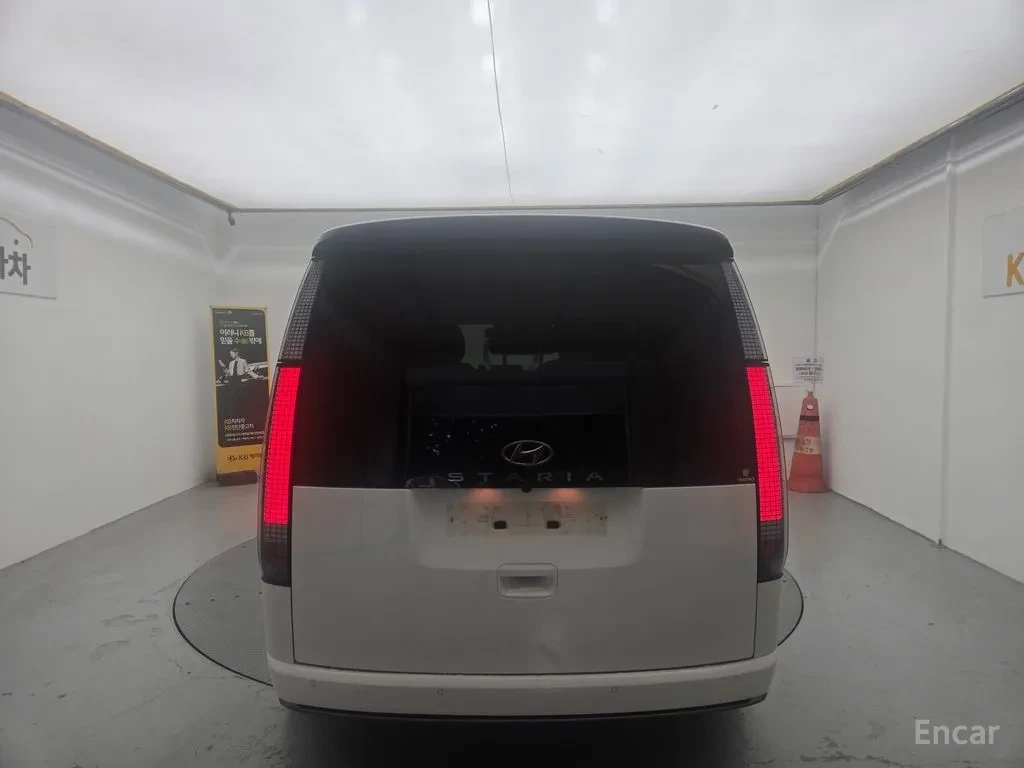Hyundai Staria LPG | LOUNGE  | 7 SEATS, снимка 3 - Автомобили и джипове - 55943496