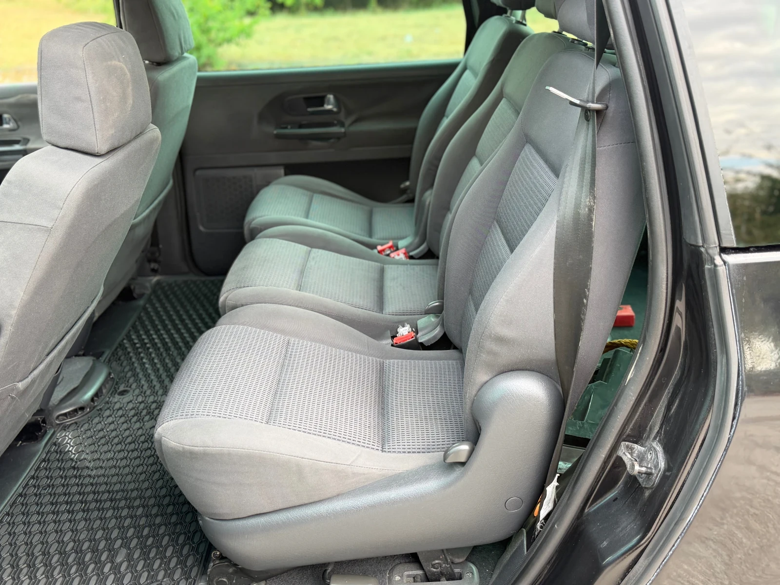 VW Sharan 1.9* TDI* , снимка 12 - Автомобили и джипове - 56198440