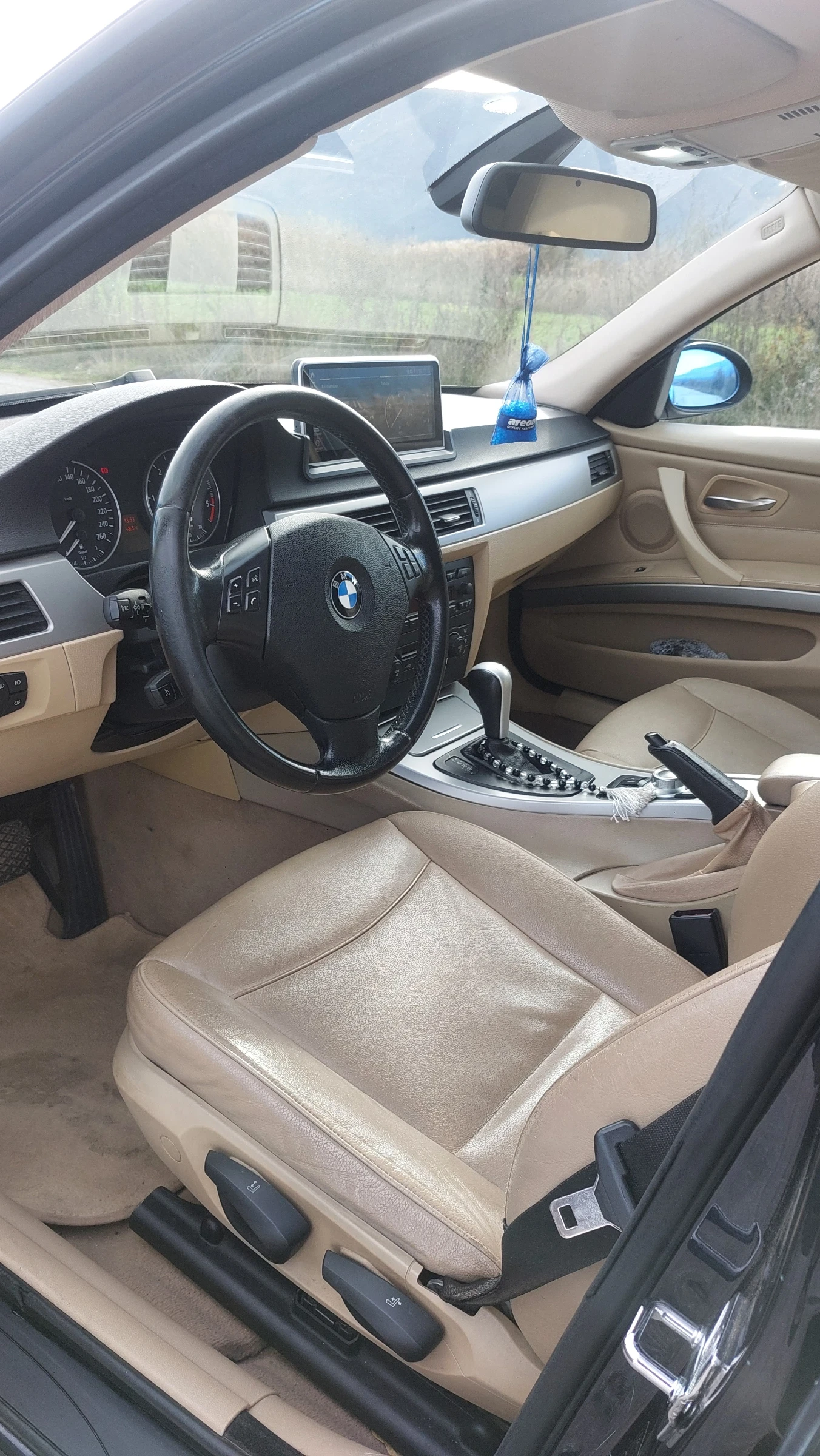 BMW 320, снимка 5 - Автомобили и джипове - 56541230