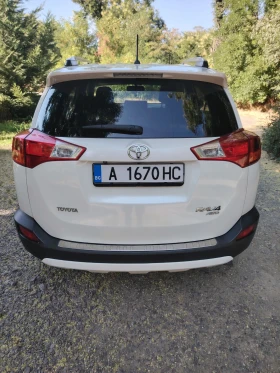 Toyota Rav4 2.2 D-CAT  AWD WHITE EDITION, снимка 6
