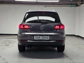 VW Tiguan 2.0 TDI COMFORT* КОЖА* ПОДГРЕВ* КАМЕРА* НАВИ, снимка 4