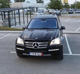  Mercedes-Benz GL 550