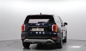 Обява за продажба на Hyundai Palisade Gasoline 3.8 4WD Prestige ~48 091 лв. - изображение 3