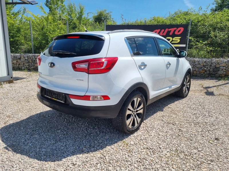 Kia Sportage 1.7 crdi, снимка 5 - Автомобили и джипове - 46086556