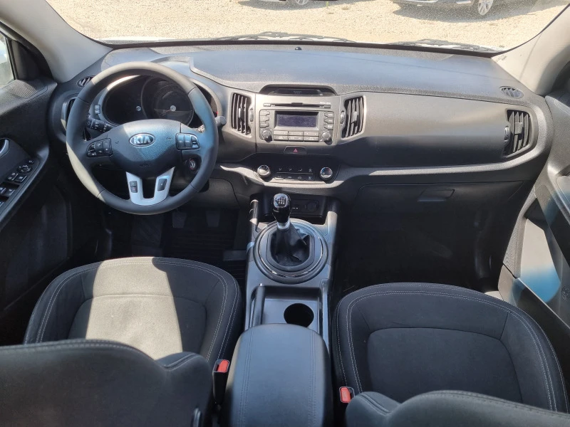 Kia Sportage 1.7 crdi, снимка 10 - Автомобили и джипове - 46086556