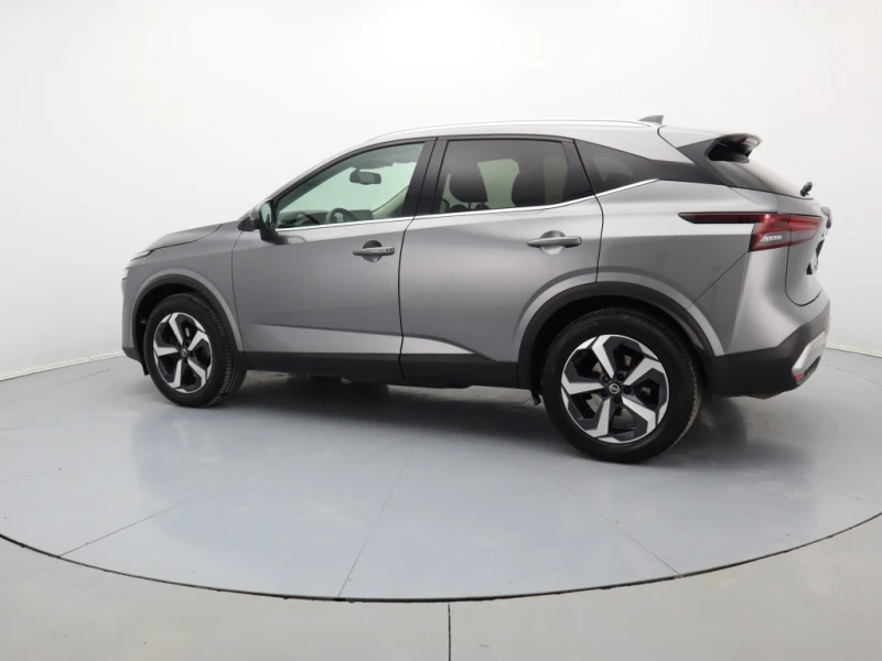 Nissan Qashqai 1.3 DIG-T  Mild Hybrid 4x4, снимка 8 - Автомобили и джипове - 47546047