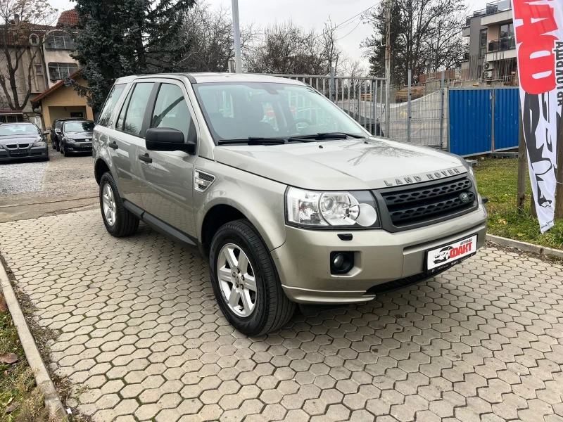 Land Rover Freelander 2.2TD4/4х4/РЕАЛНИ КМ ! ! ! , снимка 3 - Автомобили и джипове - 48309258