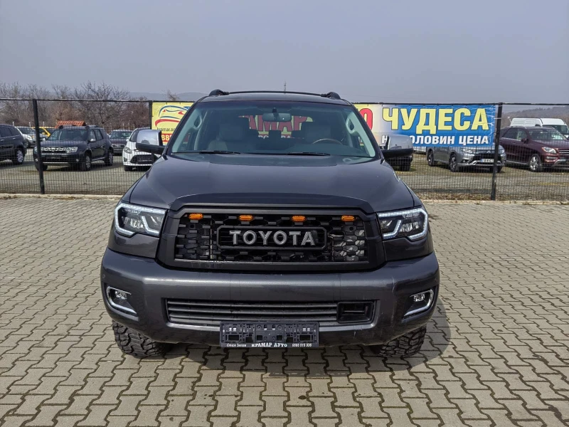 Toyota Sequoia 5.7i Platinum, снимка 1 - Автомобили и джипове - 49410443