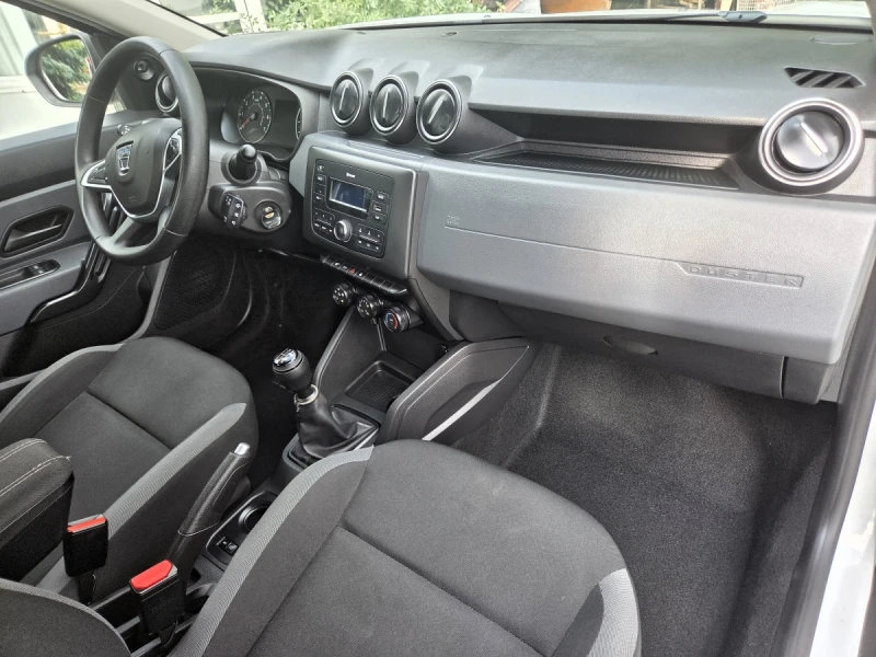 Dacia Duster 1.6i 114hp LPG 130 000km, снимка 13 - Автомобили и джипове - 51060757