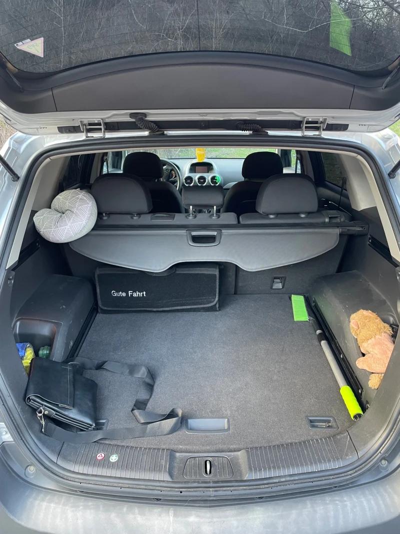 Opel Antara, снимка 9 - Автомобили и джипове - 53100366