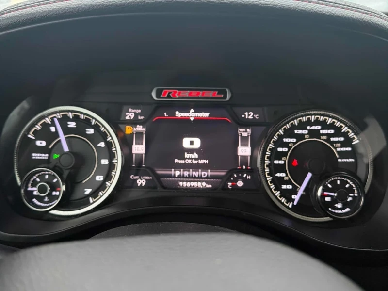 Dodge RAM 1500 * Rebel * CARFAX * БЕЗ ПЪРВОНАЧАЛНА ВНОСКА, снимка 8 - Автомобили и джипове - 53126719