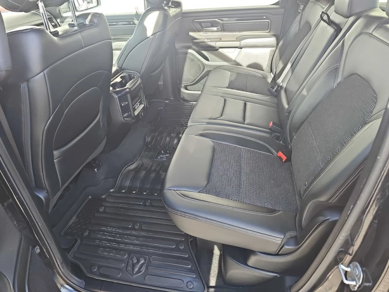 Dodge RAM 1500 * Sport * CARFAX * БЕЗ ПЪРВОНАЧАЛНА ВНОСКА, снимка 10 - Автомобили и джипове - 53153970