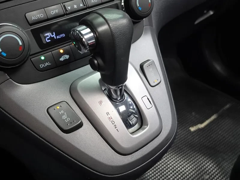 Honda Cr-v 2.4 4Wd 3Rd Generation, снимка 9 - Автомобили и джипове - 56353768