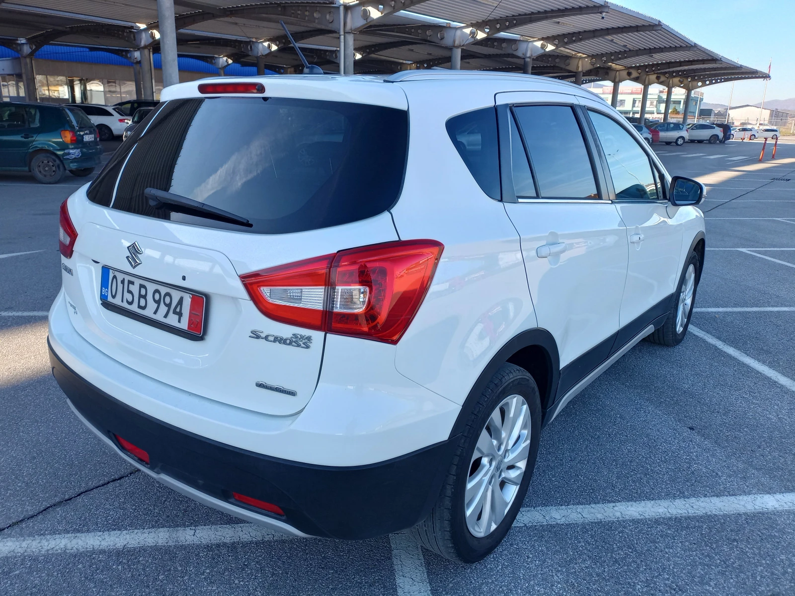 Suzuki SX4 S-Cross 1.6 DDiS* 4x4* CAMERA* EURO6* KEYLESS* 6-скорости  - изображение 2