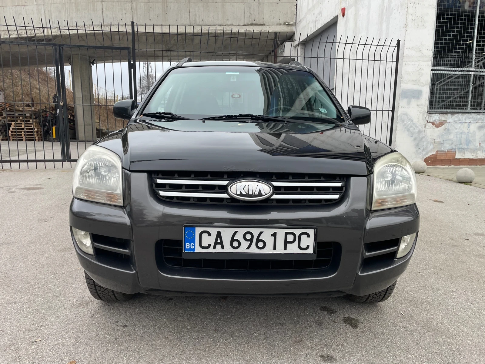 Kia Sportage 2.0 I 175000 km! 4x4 - изображение 2