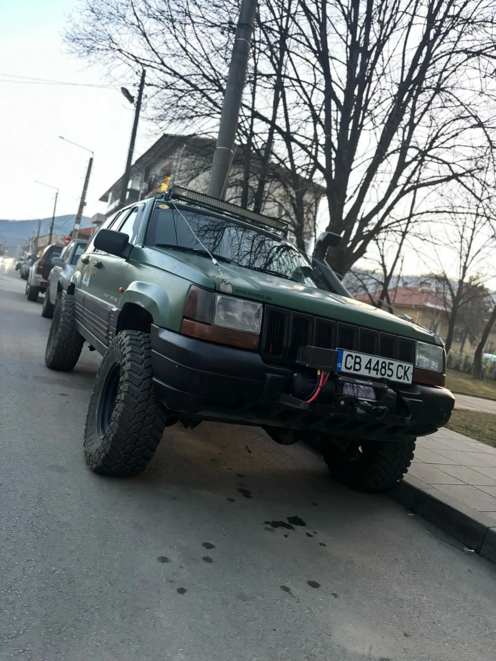 Jeep Grand cherokee 4.0l с ръни скорости  - изображение 2