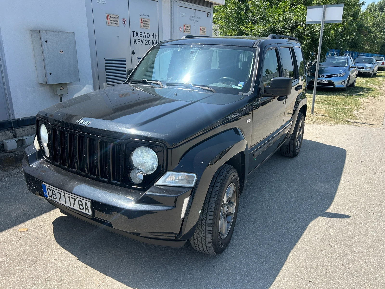 Jeep Cherokee 3.7i | Mobile.bg   1