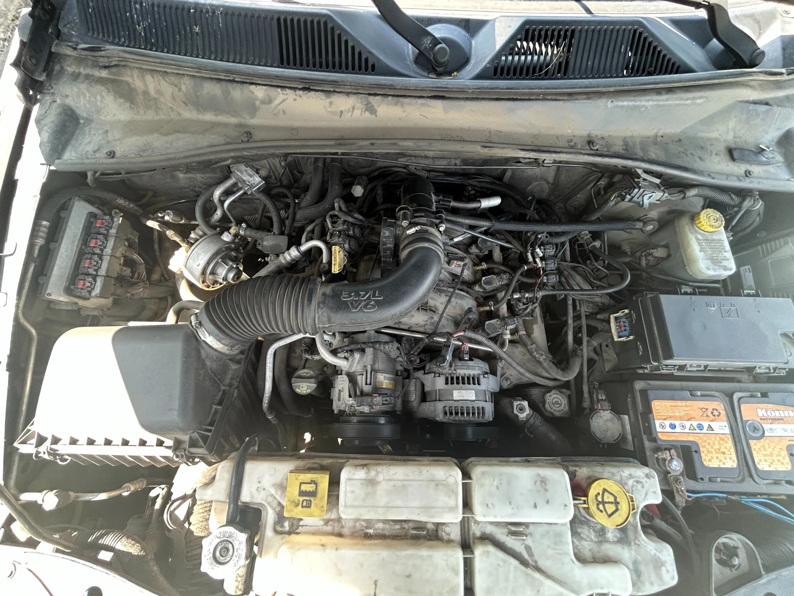 Jeep Cherokee 3.7i | Mobile.bg   13