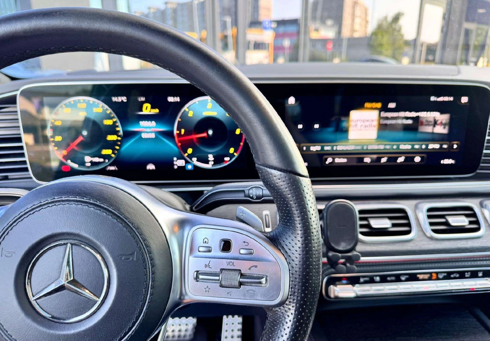 Mercedes-Benz GLS 400 d AMG-Line - изображение 3