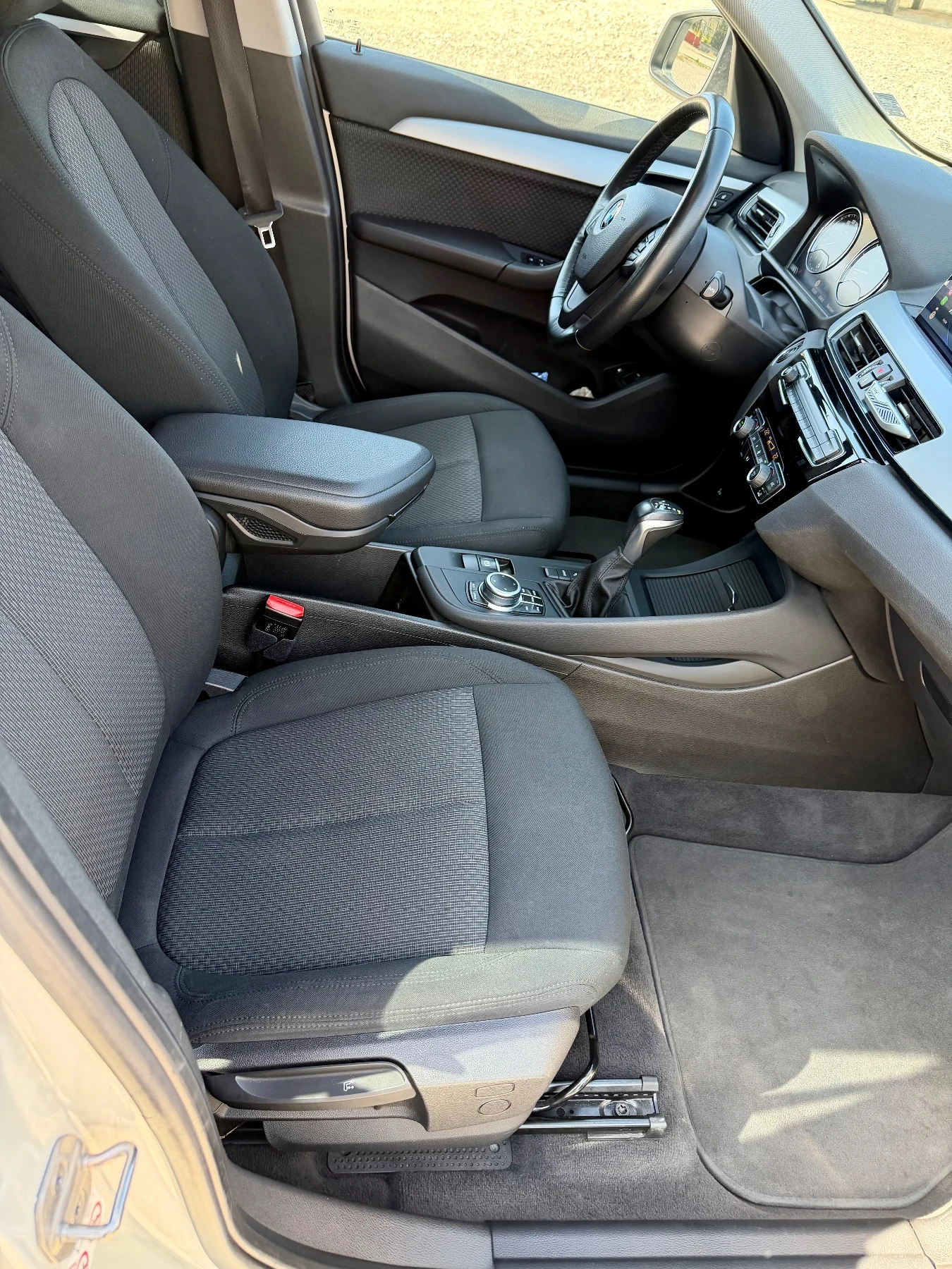 BMW X1 xDrive25e, снимка 7 - Автомобили и джипове - 53749417