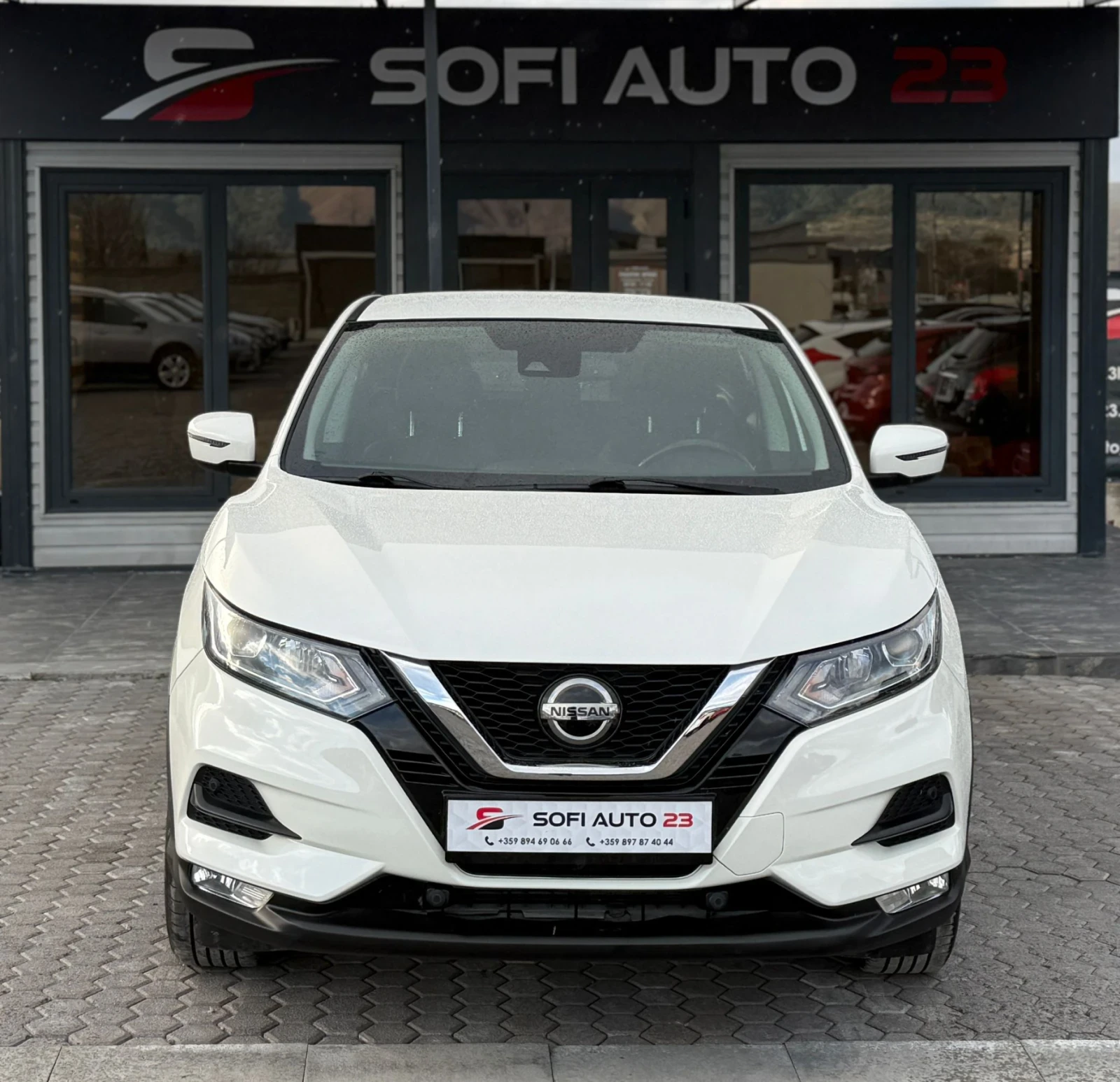Nissan Qashqai 1.5dCI FULL, снимка 2 - Автомобили и джипове - 54242371
