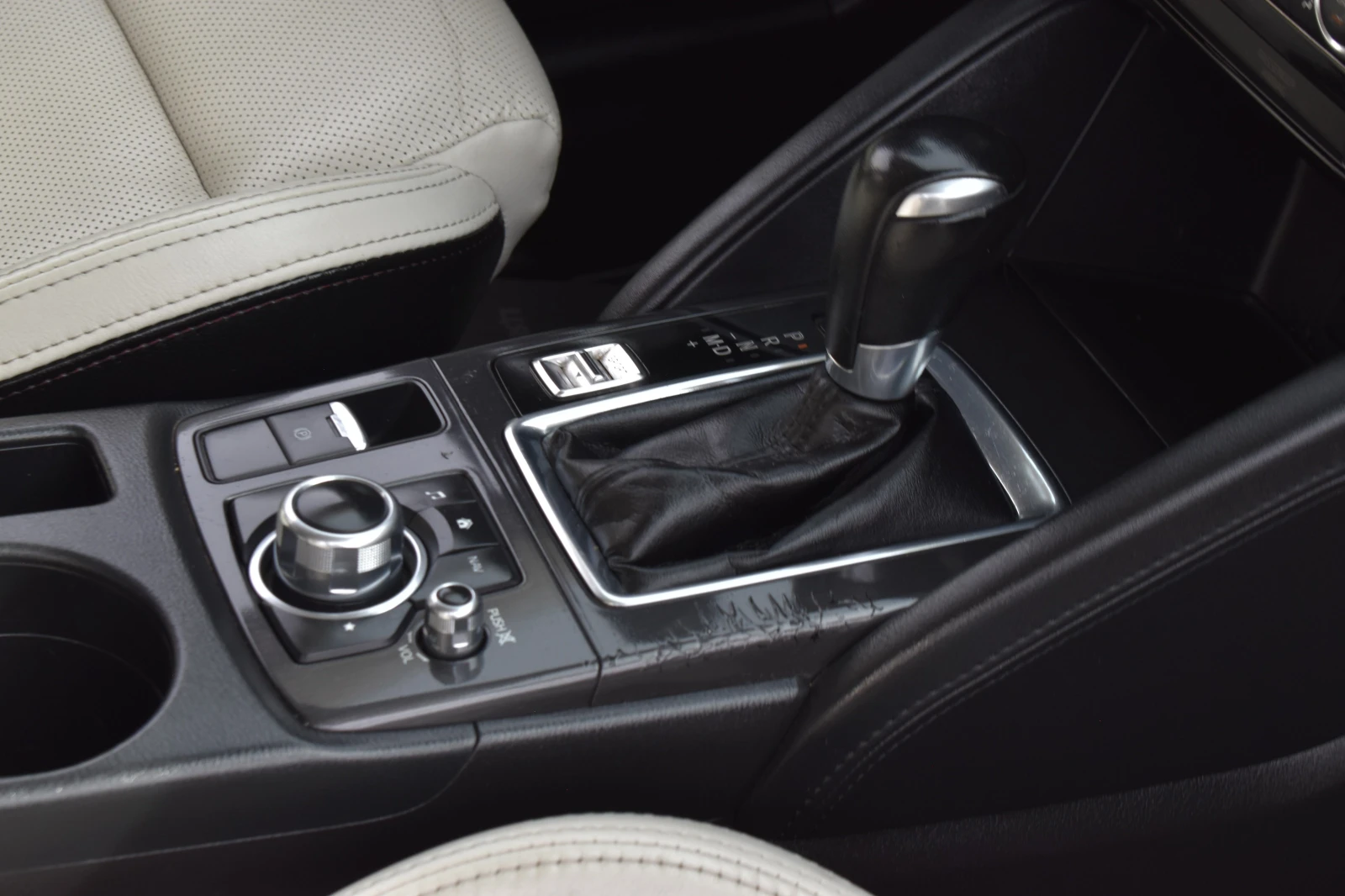 Mazda CX-5 2.0i* SKYACTIV* СЕРВИЗНА ИСТОРИЯ, снимка 13 - Автомобили и джипове - 54775528