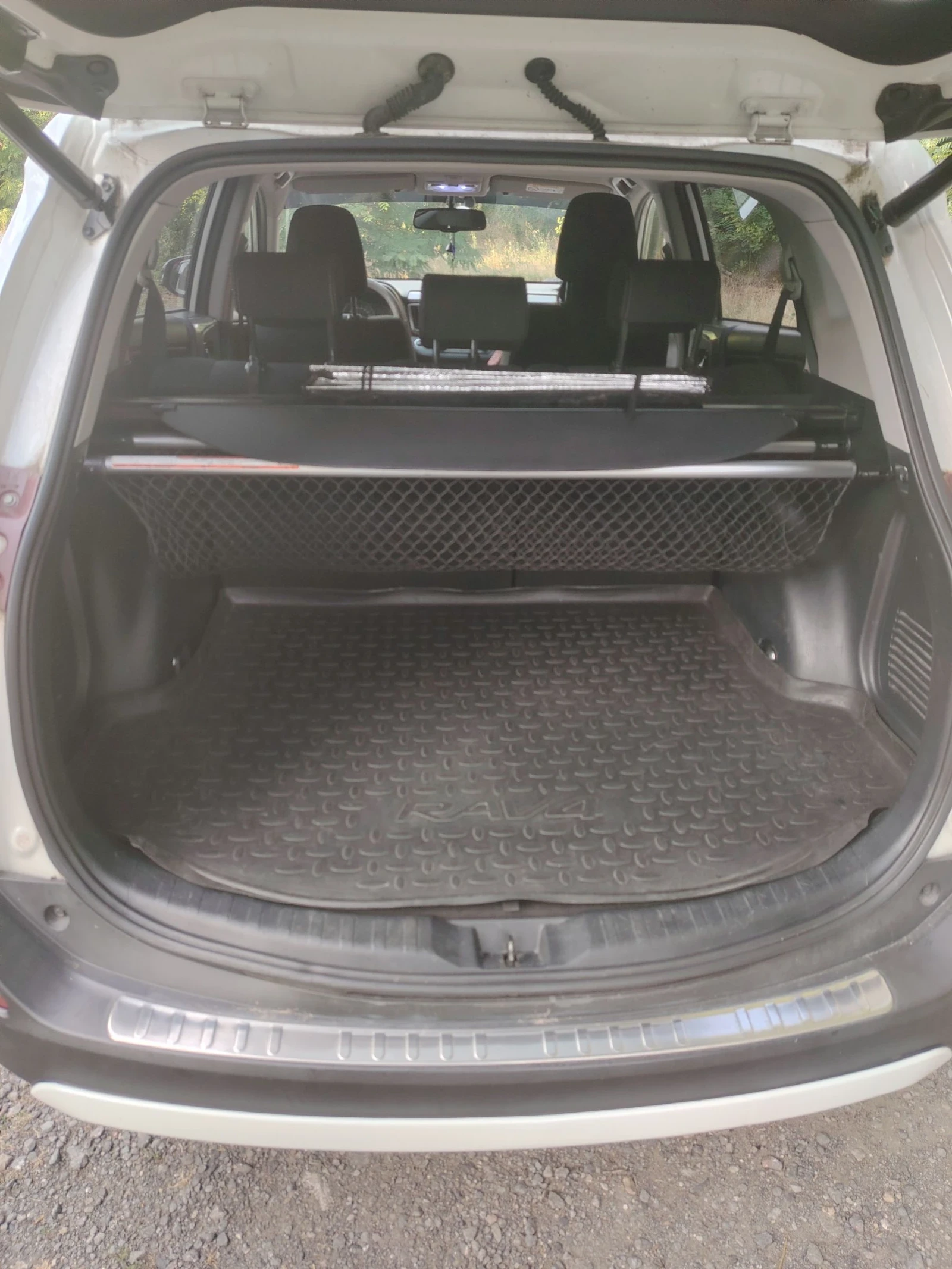 Toyota Rav4 2.2 D-CAT  AWD WHITE EDITION | Mobile.bg � ����������� 8