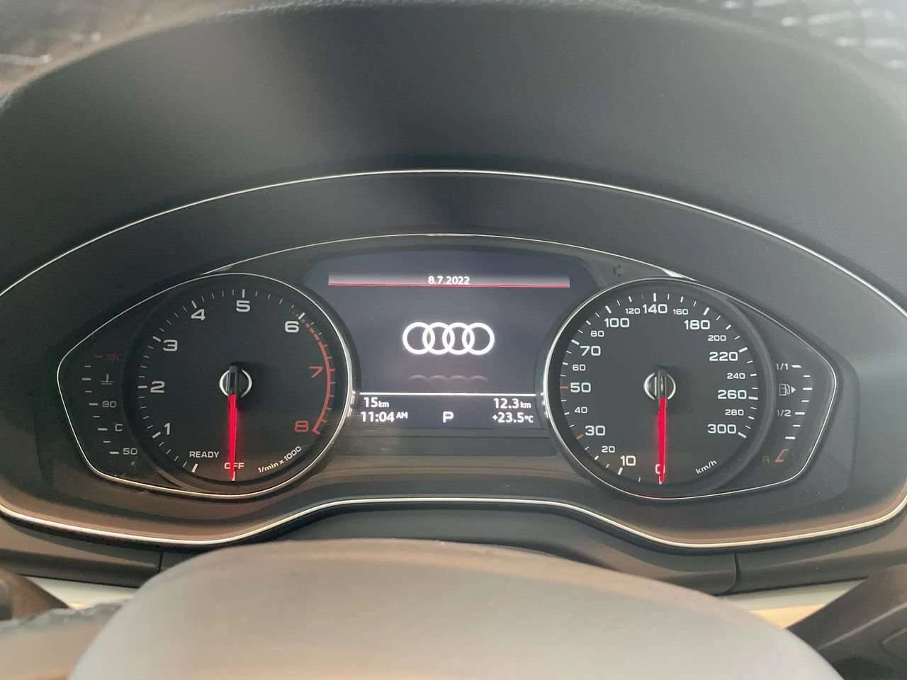 Audi Q5 2.0T / АВТОКРЕДИТ, снимка 13 - Автомобили и джипове - 55803740