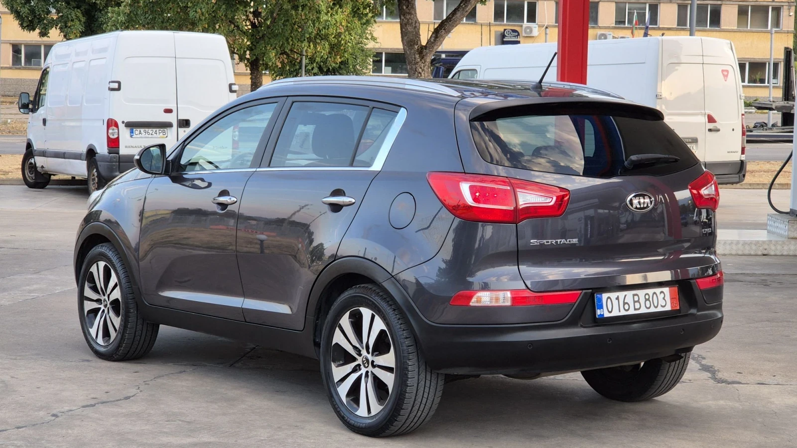 Kia Sportage 1.7CRDI 116 К.С* ИТАЛИЯ* , снимка 7 - Автомобили и джипове - 55806162