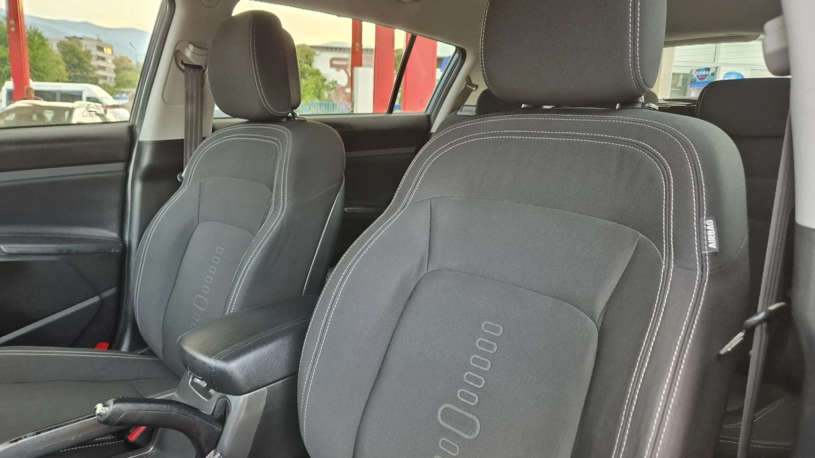 Kia Sportage 1.7CRDI 116 К.С* ИТАЛИЯ* , снимка 16 - Автомобили и джипове - 55806162