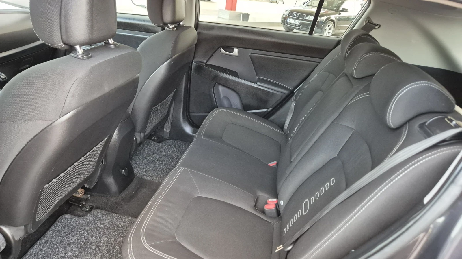Kia Sportage 1.7CRDI 116 К.С* ИТАЛИЯ* , снимка 17 - Автомобили и джипове - 55806162